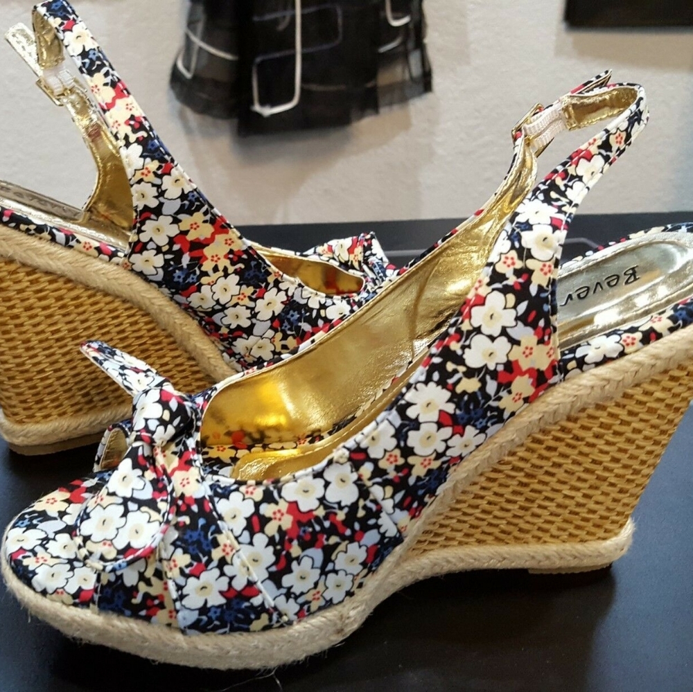Beverly Mills navy floral sling back wedge sandal